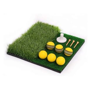 Tapis de frappe pour pratique de Golf sur gazon à double Surface, support de Tee en caoutchouc Portable et 6 balles incluses 240228