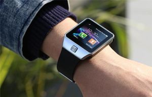 DZ09 Smart Watch Bluetooth Android 156 pouces LCD TFT pour Android Apple Phone Clock with Camera Message Enregistrer l'état de sommeil SMA3804599