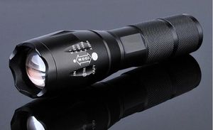 E17 T6 LED lampe de poche 2000 Lumens Tactical imperméable zoomable lampe puissante Camping Torche par 3xaaa ou 18650 Battery6403280
