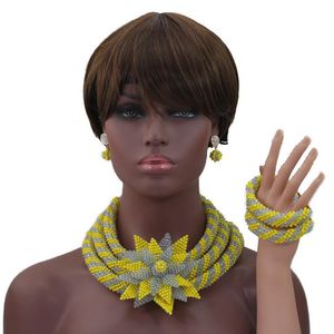 Pendientes, collar, último conjunto de joyas de cuentas africanas amarillas, broche de flor de punto hecho a mano, colgante, regalo nupcial nigeriano para mujer AJS016
