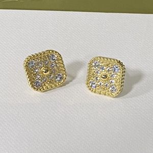Dazzling Gems: Elegant Women's Earstuds with Colorful Diamond and Non-Diamond Styles, Complete with Stylish Box