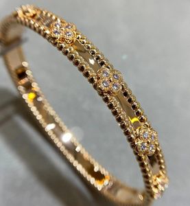 La pulsera de trébol de cuatro hojas de la marca de moda EEQ 2024 es una lujosa pulsera de diamantes de cristal para mujer. Joyas de pulsera de diseñador de alta calidad de oro de 18 quilates