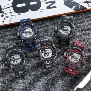 Montre électronique mode sports de plein air alpinisme montre pour hommes étudiant étudiant multi-fonctionnel montres personnalisées montres-bracelets