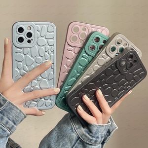 Galvanoplastie motif coque téléphone étuis pour Iphone 13 12 Pro Max 11 XR XS X souple TPU style minimaliste couleur unie inégale créative mode étui de couverture mobile 2022