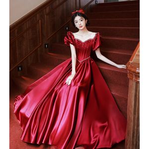 Elegant Pearls Satin Mother of the Robes Princess Red Red Classe à manches Backless Lace Up Plus taille Sirène Sirène Special Ocn Wed Robe For Bride 403