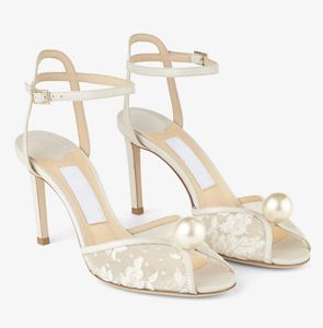 Eleganti sandali da sposa peep toe con taglio a V Scarpe con perle bianche Donna Sacora Tacchi alti Lady Décolleté open toe Abito da sposa Gladiatore Sandali Scarpa con tacco