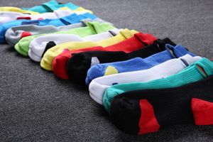 Calcetines de baloncesto de élite para hombre, medias de compresión de moda para deporte atlético de rodilla larga, ventas al por mayor