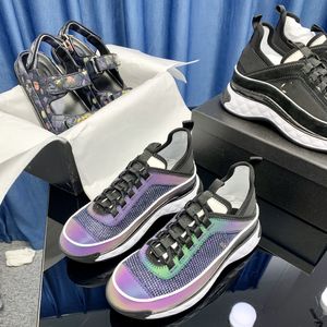 zapatillas de deportes de marfil acolchados acolchados adornados zapatillas de zapatillas láser corredores holográficos para hombres entrelazadores c entrenadores chan paris 2024 botas de zapatos de diseñador