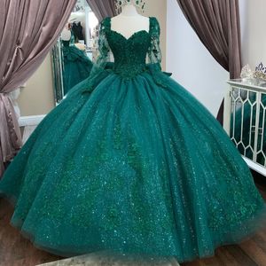 Robes de Quinceanera vert émeraude hors de l'épaule Applique dentelle perlée robe de demoiselle d'honneur à lacets robe de bal robe de bal robes de 15