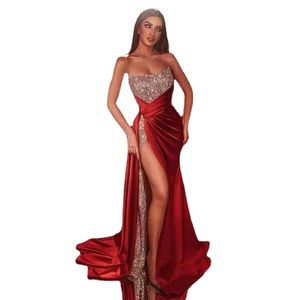 Robes de soirée rouge émeraude hors épaule cristal diamant arabe robes de soirée longue fente latérale robes de bal de Dubaï fabriquées en Chine