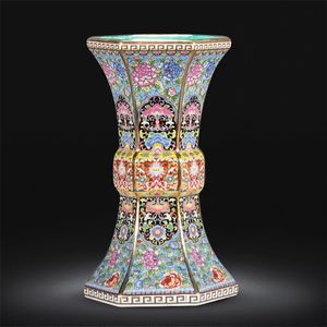 Enamel Qianlong Year of the Qing Dynasty Golden Hexagonal Vase Antique Porcelain Collection 210913