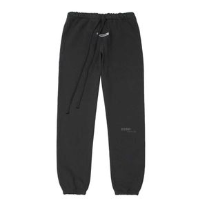 Essentail Short Short Mens Designer Pants Cluble esencial Color sólido y pantalones blancos para hombres Jogger esencialidad Cortez Cargo tffz