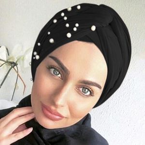 Ropa étnica 2022 Turbantes de terciopelo Mujeres Perlas Turbante Femme Musulman Ladies Head Bufanda Cap Sombrero de invierno Turbante Mujer