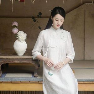 Vêtements ethniques 2023 Automne amélioré chinois col montant demi manches blanc zen robe costume Tang élégant style rétro Cheongsam S78