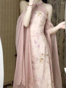 Ropa étnica Estilo chino Mejorado Cheongsam Vestido de compromiso Escote rosa de lujo ligero de gama alta para mujeres en otoño e invierno