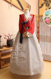 Vêtements ethniques Hanbok Corée du Sud Tissus importés Costumes coréens personnalisés Mariées Mères Événement à grande échelle