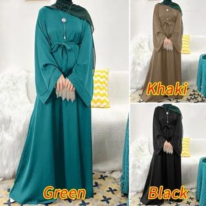 Vêtements ethniques Musulman Abayas pour femmes Casual Couleur unie Abaya Mode Robe ample Tempérament Trajet Élégant Simple Robe mi-longue