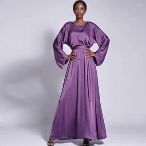 Vêtements ethniques en vente Jilbab Turquie Adulte Légère Strech Satin Casual Polyester Abaya Femme musulmane