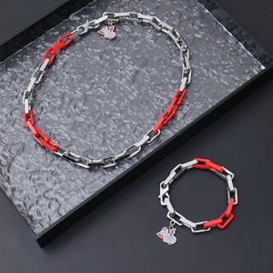 Europe Amérique Mode Collier Bracelet Hommes Femmes Argent Métal Gravé V Lettre Dragon Pendentif Chaîne Épaisse Ensembles de Bijoux M01489 M1262M