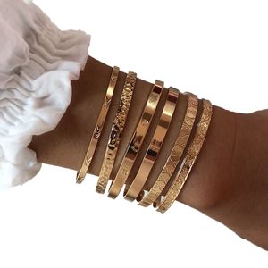 Conjunto de pulsera de brazalete de moda europea y americana Flecha de apertura femenina Amor Diamante Aleación punk Plata Oro Negro Metal Color Pulsera Conjuntos de joyería