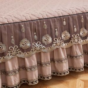 Couvre-lits de luxe européens et taie d'oreiller 2 pièces jupe de lit en coton épais avec bord en dentelle ensemble de literie Twin Queen King Size antidérapant 201272E