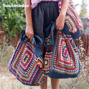 Sacs de soirée Crochet Boho Chic Granny Square Gran Gran Tote Handsbag Beige Blue Striped Market Sac Vintage Style Hippie Summer Beach Bag Wholesale 230811