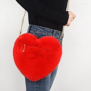 Bolsos de noche Fax Fur Loving Heart Bolso de hombro para mujer Mini cadena Mensajero de felpa Forma de amor Mano Moda Chicas Bolsos de fiesta
