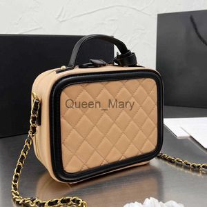 Bolsos de noche Venta al por mayor Clásico Filigrana Vanity Case Totes Bag Caviar Piel de becerro Diseñador de lujo Acolchado Plaid Gold Metal bags Cadena Doble cremallera J230630