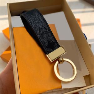 Porte-clés en cuir noir exquis designer porte-clés amoureux sac commémoratif pendentif dragonne porte-clés pour femmes multicolore PJ047 C23