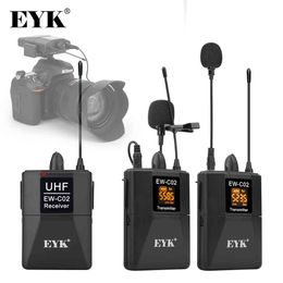 EYK EW-C02 Sistema de micrófono Lavalier Dual inalámbrico UHF de 30 canales, cámara DSLR de alcance de 60m, micrófono de solapa para grabación de entrevistas y teléfonos