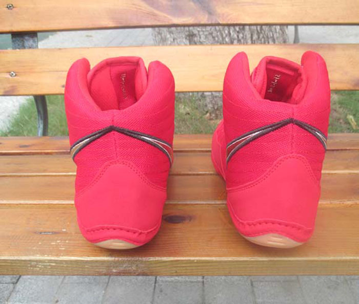hot pink wrestling shoes