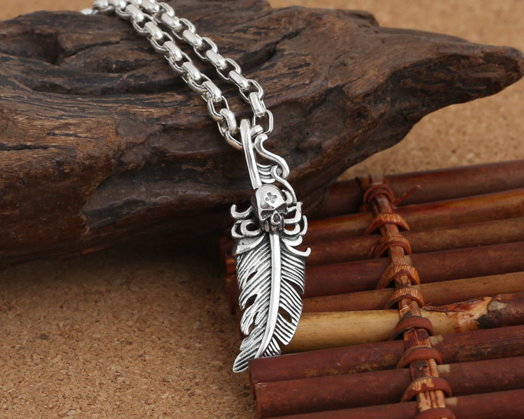 Personalized Brand new 925 sterling silver fashion jewelry necklace pendant American vintage style cute feather & skull free shipping gift