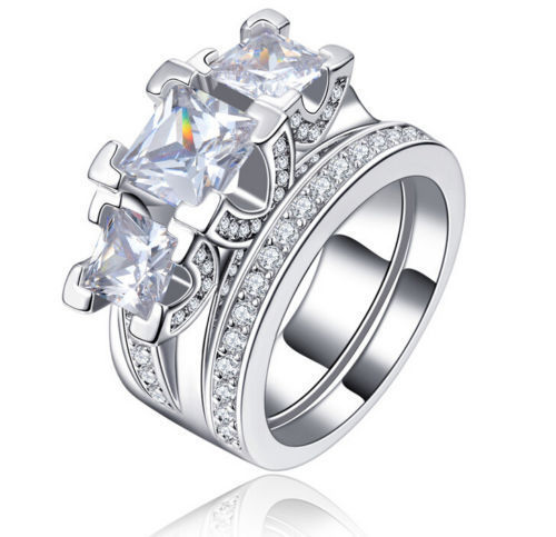 Vintage Princess Cut Sterg Sier Filled Three Stones White Sapphire Ring for Wedding & Engagement
