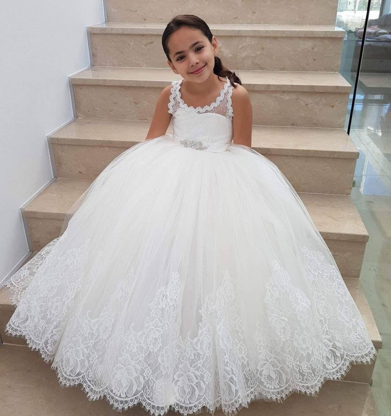 White Girls Pageant Dresses Jewel Neck Lace Applique Sash Ball Gown Flower Girl Dress For Wedding Gown Unique Design Kids Wedding Gown