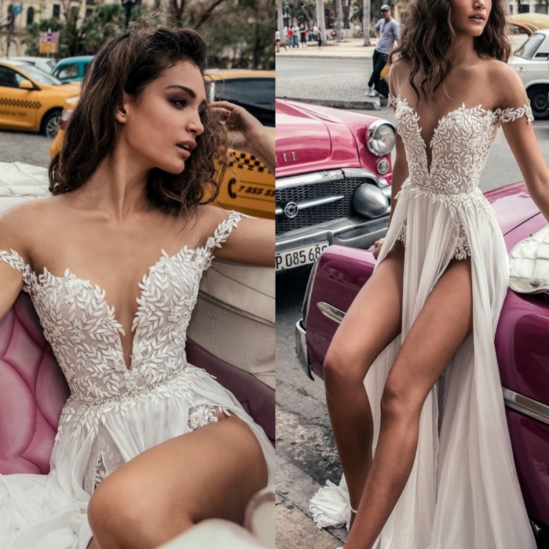 Julie Vino Wedding Dresses Off Shoulder Lace Appliques Bridal Gowns Sexy Deep V Neck High Slit Beach Wedding Dress Vestidos De Novia, Black
Julie Vino Wedding Dresses Off Shoulder Lace Appliques Bridal Gowns Sexy Deep V Neck High Slit Beach Wedding Dress Vestidos De Novia, Black