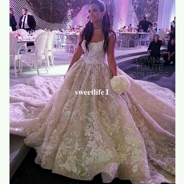 Royal Princess 2019 Strapless Ball Gown Wedding Dresses Appliques Empire Waist Chapel Train Bridal Gown Gorgeous Wedding Dresses Custom, Gold
Royal Princess 2019 Strapless Ball Gown Wedding Dresses Appliques Empire Waist Chapel Train Bridal Gown Gorgeous Wedding Dresses Custom, Gold