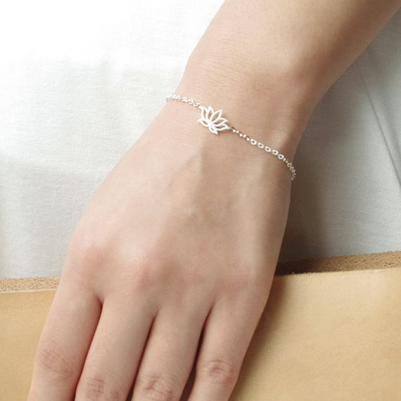 30PCS- B012 Fashion Gold Silver Plant Lotus Bracelets Tiny Lotus Flower Bracelets for Prom Petal Bracelets Jewelry for Weddings