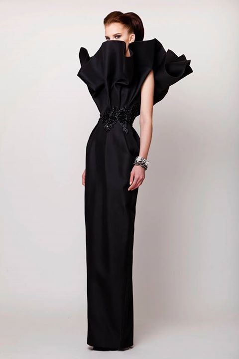 Special Design Black Evening Dresses Sleeveless Vintage Prom Gowns Pageant Column Ruffle Sash High Neck Floor Length Formal Party Gowns