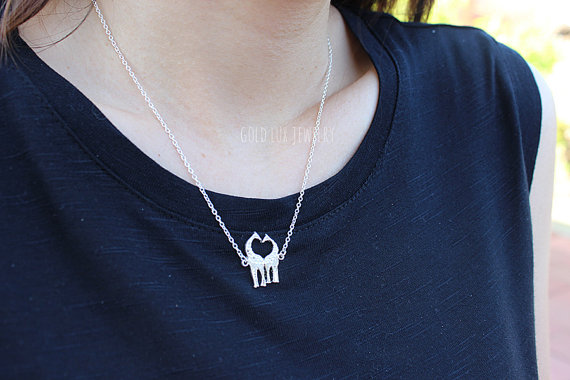 5PCS Cute Heart Loving Giraffes Necklace Simple lovely Twin Baby Deer Elk Necklace Animal Jewelry for Couples
