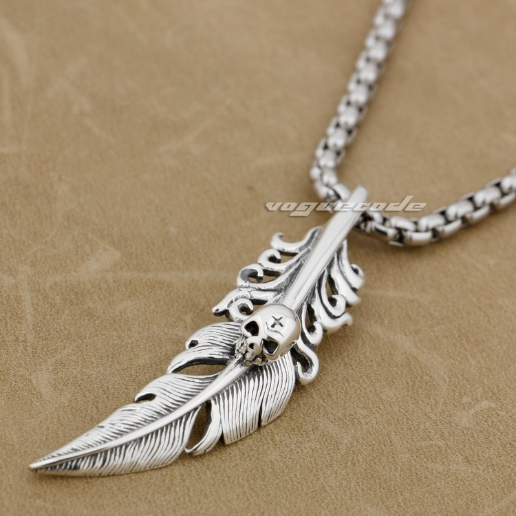 Feather Skull 925 Sterling Silver Mens Biker Rocker Pendant 9H006(Necklace 24inch)
Feather Skull 925 Sterling Silver Mens Biker Rocker Pendant 9H006(Necklace 24inch)