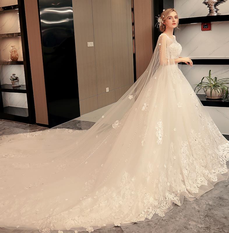 Vintage Lace Applique Beaded Ball Gowns Wedding Dresses With Long Cape Chapel Train Lace Up Bridal Dress Ivory Vestido De Novia