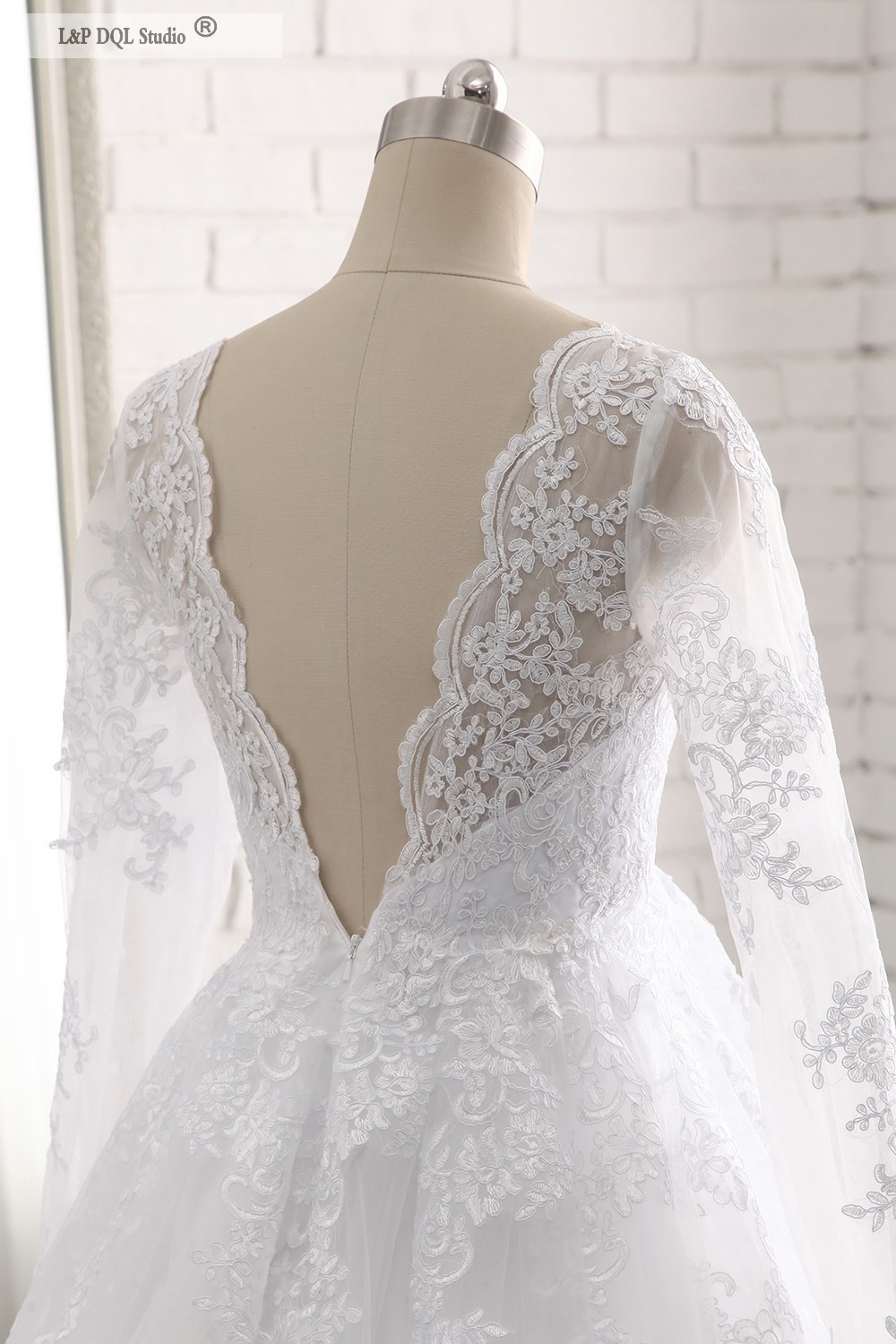 Pregnant Wedding Dresses Lace Long Sleeves Lace Ball Gown Wedding Dresses Sweep train Bridal Gowns Lace Applique vestido de novia Plus Size