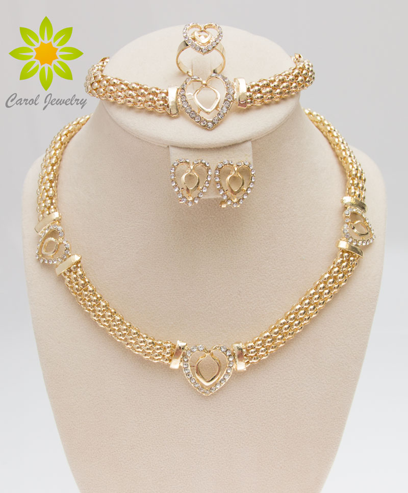 Free Shipping Dubai 18K Gold Plated Heart Shape Necklace Set Fashion Crystal Wedding Bridal Costume Jewelry Ses, Golden
Free Shipping Dubai 18K Gold Plated Heart Shape Necklace Set Fashion Crystal Wedding Bridal Costume Jewelry Ses, Golden