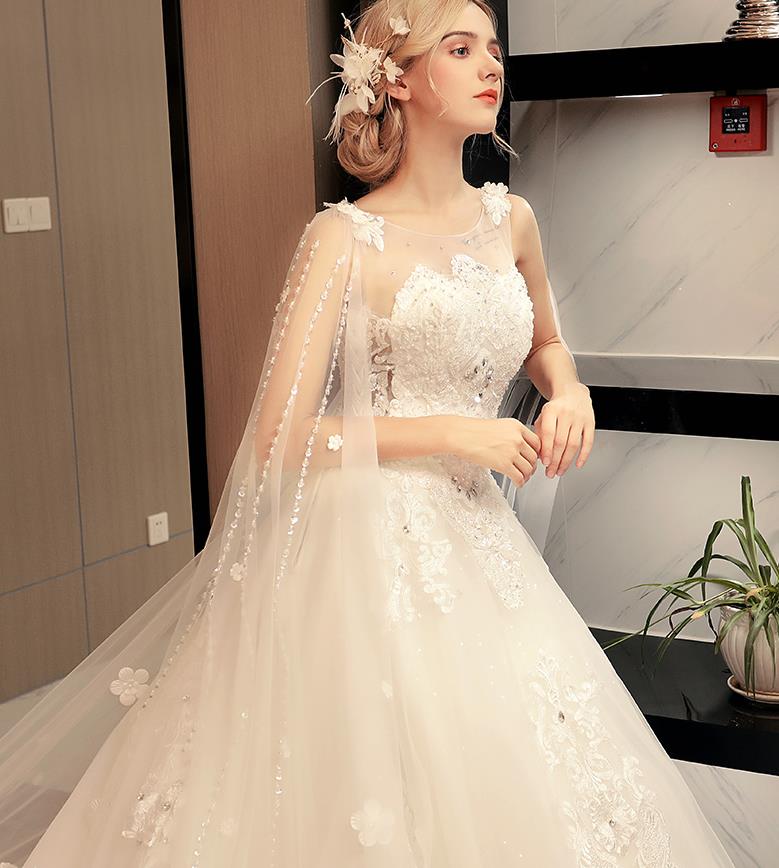 Vintage Lace Applique Beaded Ball Gowns Wedding Dresses With Long Cape Chapel Train Lace Up Bridal Dress Ivory Vestido De Novia