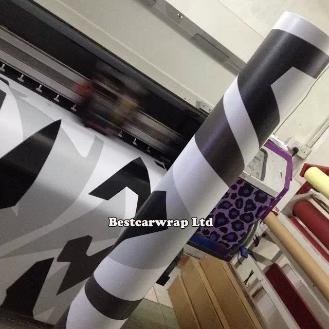 Car styling White / Black camouflage sticker bomb printing car body decoration vinyl wrap roll film 1.52 x 30m/Roll
