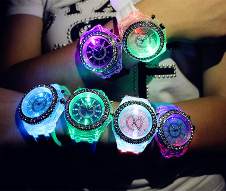 2015 New Led light Geneva diamond stone crystal watch unisex silicone jelly candy fashion flash up backlight watches free shiping by epacket, Multi-color
2015 New Led light Geneva diamond stone crystal watch unisex silicone jelly candy fashion flash up backlight watches free shiping by epacket, Multi-color