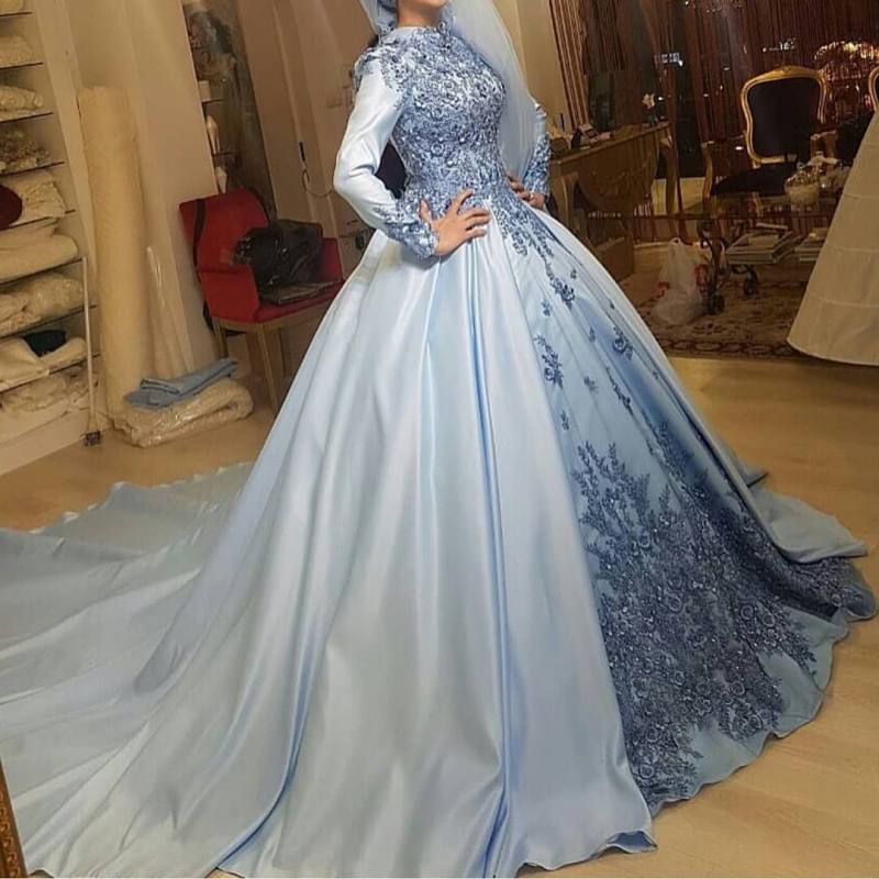 Classy Muslim Ball Gown Wedding Dresses With Long Sleeves High Neck 3D Appliqued Bridal Dress Satin Beaded Plus Size Overskirt Wedding Gowns, Champagne
Classy Muslim Ball Gown Wedding Dresses With Long Sleeves High Neck 3D Appliqued Bridal Dress Satin Beaded Plus Size Overskirt Wedding Gowns, Champagne