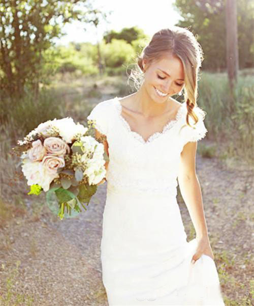 Elegant Country Wedding Dresses Mermaid V Neck Cap Sleeves Bridal Gowns Garden Wedding Gowns Custom Made