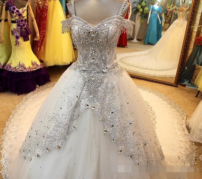 Newest Ball Sparkling Wedding Dresses Luxurious Crystal Beaded Custom Made Bridal Gown Spaghetti Sexy Chapel Train Lace Applaiques 0510