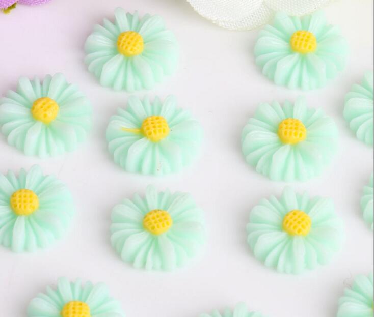 100pcs 22mm Resin Daisy Flower Beads For Scrapbooking Craft DIY Hair Clip Fashion Accessories9471321